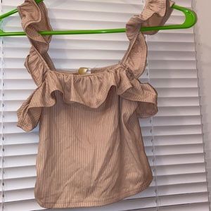 (all my clothes are in perfect condition)